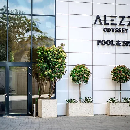 Cosmic Odyssey Free Parking-pool-spa-playground Апартаменты *